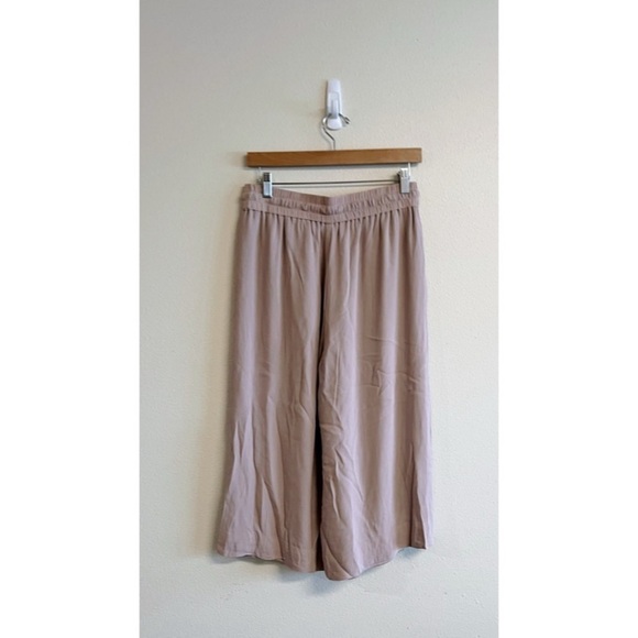 Aritzia Babaton Cropped Luiz Culottes Pant in Pink M - Picture 4 of 11